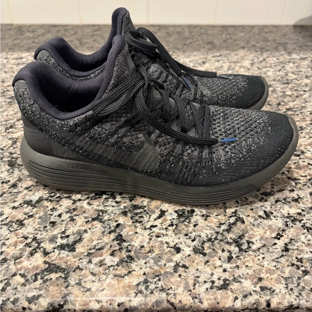 Nike LunarEpic Low Flyknit 2 Black Dark Grey Running Shoes Women’s‎ 9.5